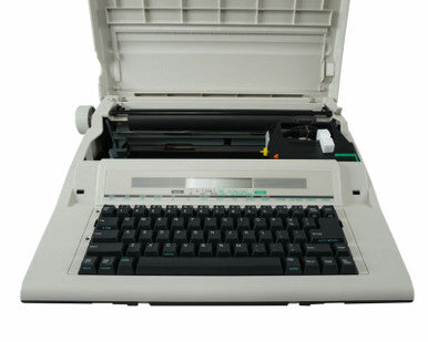 Nakajima WPT-160 Electronic Typewriter and Printwheel Bundle in Spanish